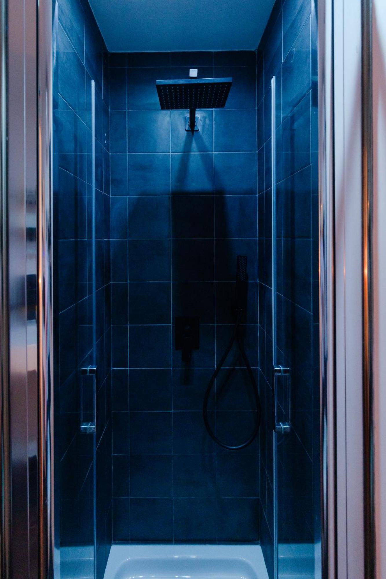 Napolicentro Mare - Sea View Rooms & Suites エクステリア 写真